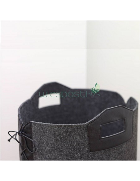 Portabiancheria fatto a mano in feltro e poliuretano