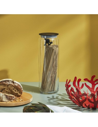 Barattolo spaghetti Gianni a little man holding...