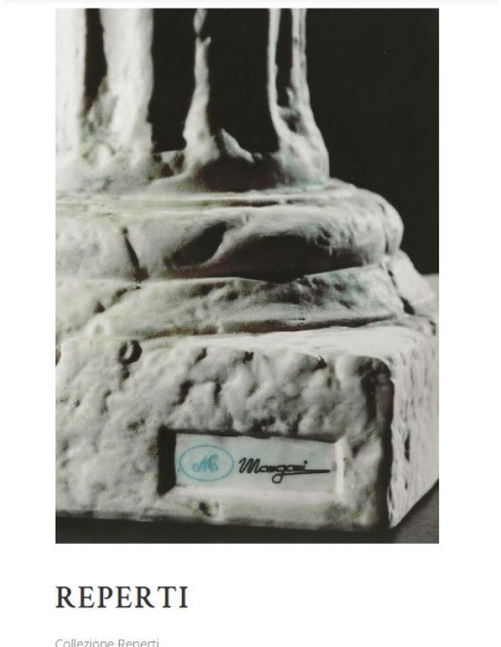 Specchiera con mensola e capitello collezione Reperti in porcellana scavo Mangani Firenze