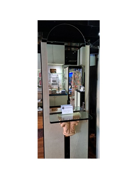 Specchiera con mensola e capitello collezione Reperti in porcellana scavo Mangani Firenze