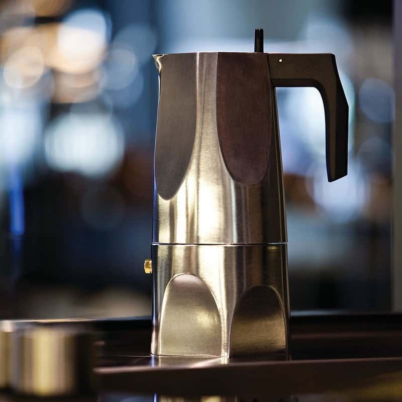 Caffettiera in alluminio Ossidiana 3 tazze Alessi di Mario Trimarchi